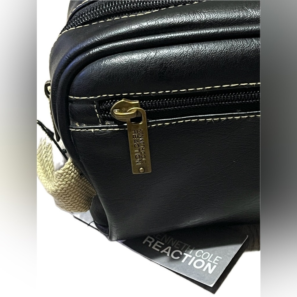Kenneth Cole Reaction “Come Rain or Shine”Men’s Amenities Travel Bag, Black NWT - Picture 3 of 8
